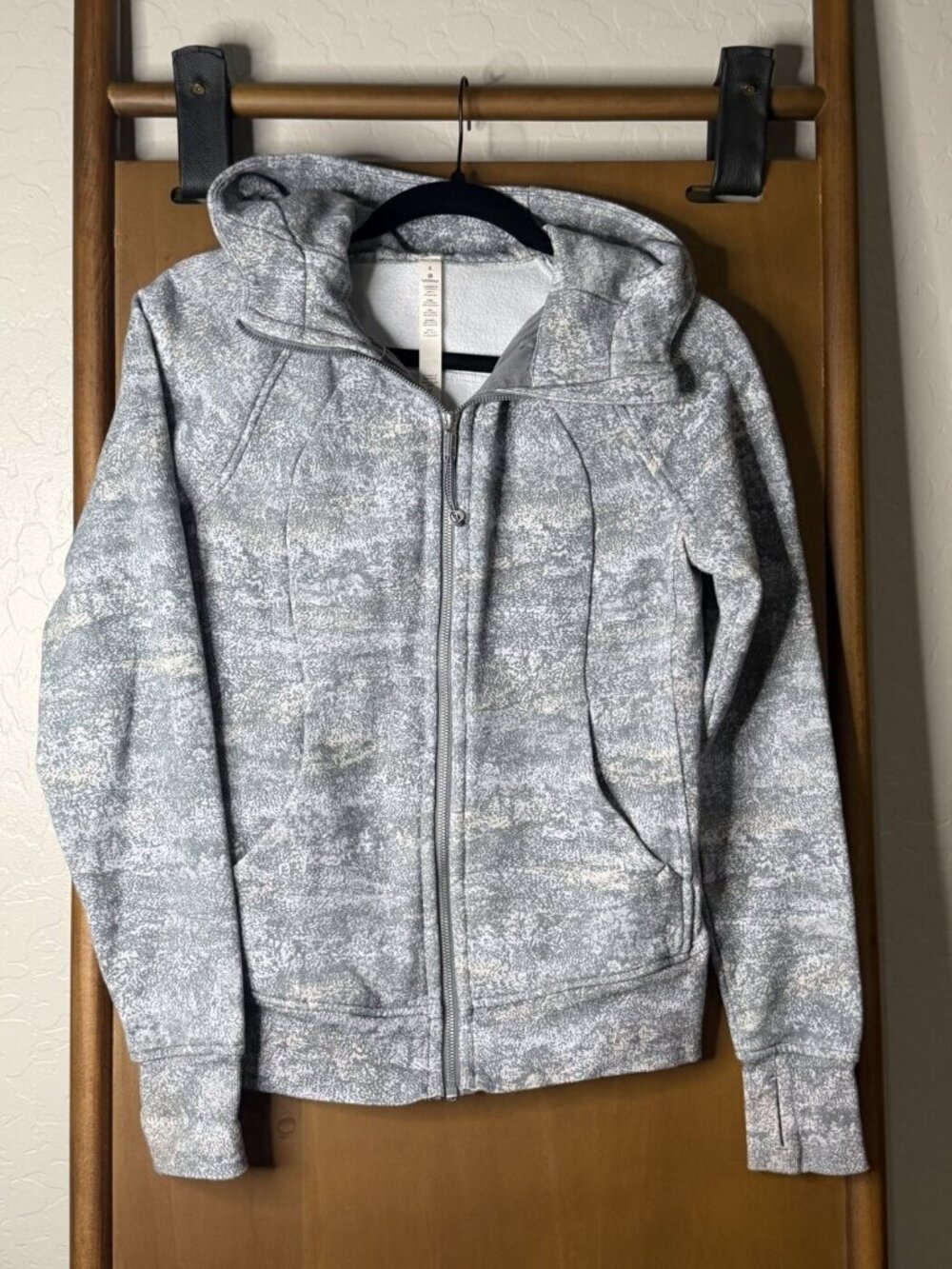 lululemon Gray White Speckled Full-Zip Hoodie Size 6